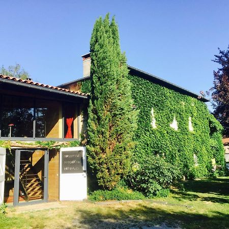 Magnificent Renovated Farmhouse - 10 Min A7 - Lägenhet Anneyron Exteriör bild