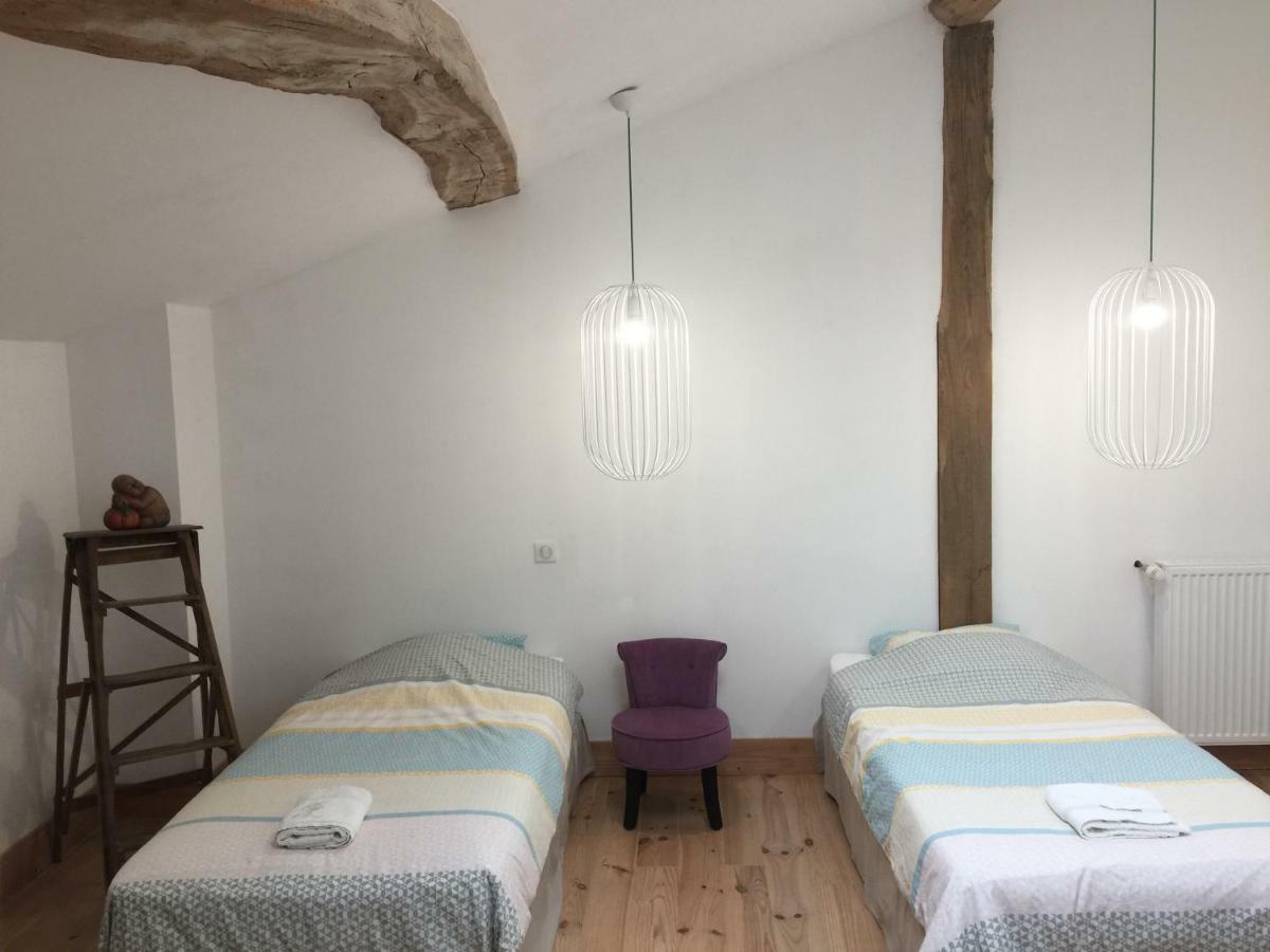 Magnificent Renovated Farmhouse - 10 Min A7 - Lägenhet Anneyron Exteriör bild