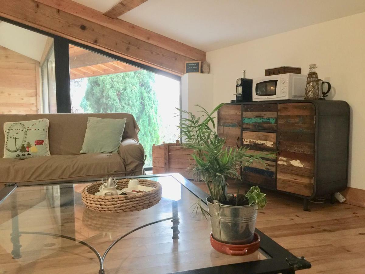Magnificent Renovated Farmhouse - 10 Min A7 - Lägenhet Anneyron Exteriör bild